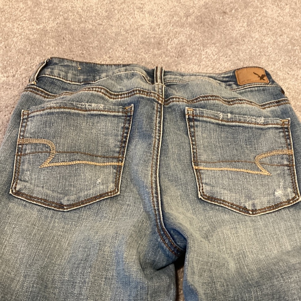 American Eagle High-Rise cropped distressed jegging style jeans 👖 size 4 - Picture 13 of 16